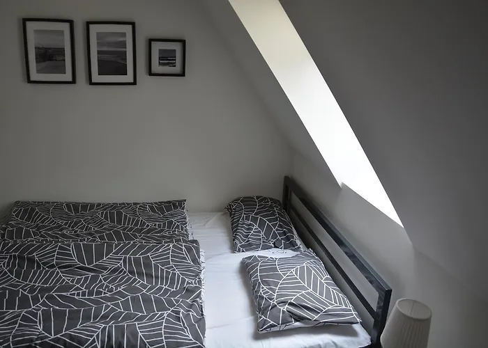 Prima Apartment Rewal